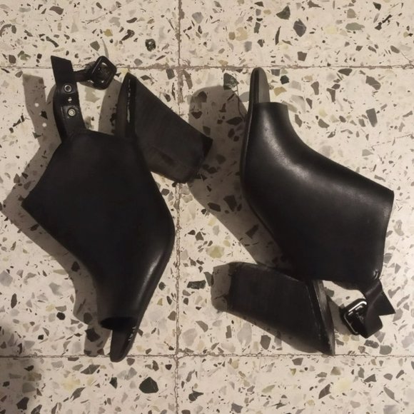 Franco Sarto Shoes - AVBL Franco Sarto Black Leather Peep Toe Mules - US7M / UK5/ EU38